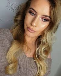 abigail_miles_uk Abigail Miles 😍😍 Pappin this beauty 🔥🔥🔥 #rehanabeauty  #primalash #hudabeauty #naturallyfake #beautiful #blendthatshit  #makeupbydg...