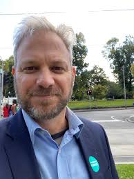 A shock new coronavirus case has been discovered in melbourne after a man from the city's east flew home from an infected perth quarantine hotel. Vrdbcq8jjagmmm