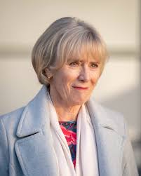 It is with great sorrow that we announce the death of Leanne Miller, former  receptionist and longtime Friend of #ShortlandStreet. She will be  remembered for her eccentricities, humour, and sense of conviction.