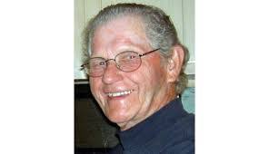 Billy Mobley's Instagram, Twitter & Facebook