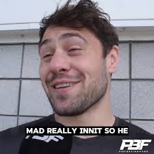 "𝙄 𝙋𝙐𝙏 𝙏𝙃𝙀 𝙋𝙃𝙊𝙉𝙀 𝘿𝙊𝙒𝙉 𝙏𝙒𝙄𝘾𝙀" 📞😂, Dave Allen reveals  the 𝐁𝐑𝐈𝐋𝐋𝐈𝐀𝐍𝐓 story of Nigel Benn calling him up to congratulate  him