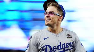 Kiké Hernández regresa de la lista de lesionados y hará su debut de temporada