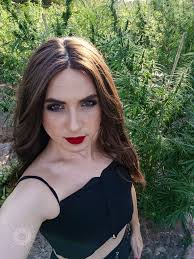 Poison deep deep ...cant wait to sow the seeds & start my edible garden  ...was attended by a friendly staff at Ban Lee Huat. Update: Looks like  "agar-agar seeds" in making 🤣