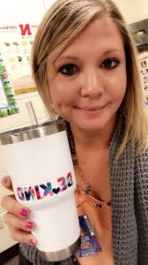 What drink options do the students get in school.