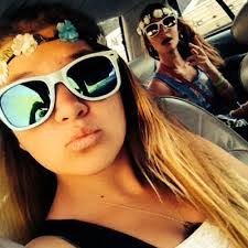 Sydney Piper's Instagram, Twitter & Facebook