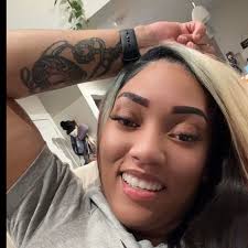 Nail tips for small baby finger nails recommendations?