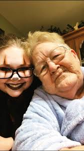 Girl with no eyelashes