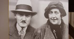 Livres papier et livres numériques: Agatha Christie, la reine du ...