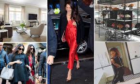 Meghan told oprah her passport had been confiscated, but managed to fly to new york for her baby shower credit: The 7 Best Baby Shower Gifts Meghan Markle Received In New York Dress Like A Duchess