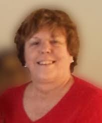 Jennifer Ewald's Instagram, Twitter & Facebook