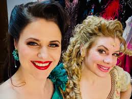 Lévai Enikő Hivatalos Oldala (@levaienikohivatalos) • Facebook