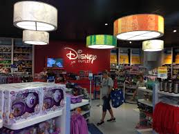 Hidden Treasures Disney Outlet At Gilroy Premium Outlets California Disney Nerds Последние твиты от disney merchandise (@disneymerch).