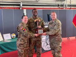 Brandon Sinor, AIC, AIS