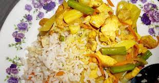 Nasi Goreng Pedas Ayam Kunyit Pasti Sedap In 2021 Nasi Goreng Lobak Tumis