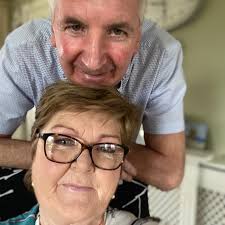 The world record for the world's largest haka has been set in New Zealand.  Thousands turned out to take part and they successfully took the Guinness  World Record back from the previous