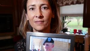 Emily Walden's Instagram, Twitter & Facebook