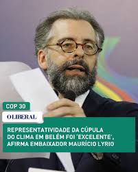 MARTA Arthur Elias sempre faz questão de dizer que a "rainha" Marta não  precisa ser observada na seleção brasileira. O treinador deixou a estrela  fora desde a conquista na prata olímpica, em