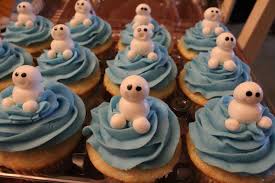 Fun olaf cake at a frozen birthday party! Pink Frosting Bakery Frozen Fever Cake And Snow Guy Cupcakes