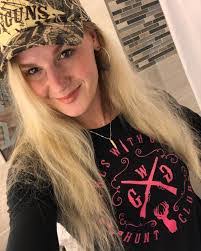 Jesse Crockett's Instagram, Twitter & Facebook