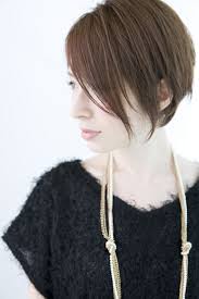 大人に見えるｃｏｏｌ系ショートボブスタイル garden omotesandoのヘアスタイル 美髪 ショートのヘアスタイル ショートボブ