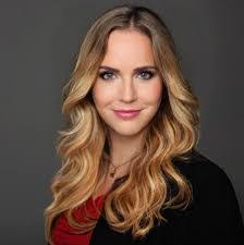 Daniela Graf's Instagram, Twitter & Facebook