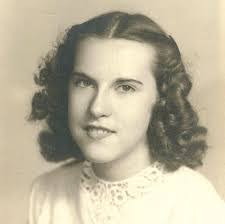 Evelyn Hurst's Instagram, Twitter & Facebook