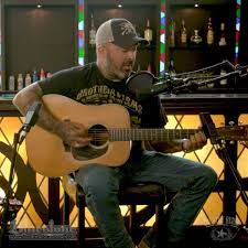 Aaron's a former metal rocker who switched over to country, and it shows. Aaron Lewis Northern Redneck By Aaron Lewis Facebook