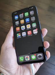Some Users Are Reporting Charging Problems With Their Iphone Xs Iphone Ios App Iphone Homescreen Iphone