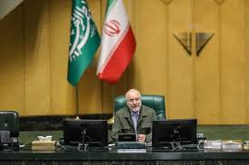 ببینید | قالیباف: افزایش حقوق ۲۰ درصدی کارمندان در بودجه مشکل دارد و باید اصلاح شود