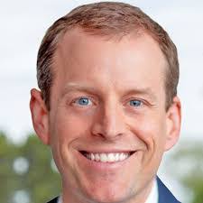 Mike Symes's Instagram, Twitter & Facebook