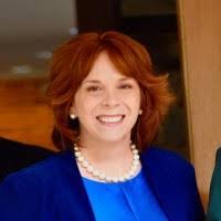 Elizabeth Honeycutt's Instagram, Twitter & Facebook