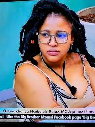 Bonang Matheba ke mo rata go nyela bjanong real Queen .👑...milli9lonare o  mo serious eseng a transgender that failed make up and still force to be  counted amongst pretty ladies like zee