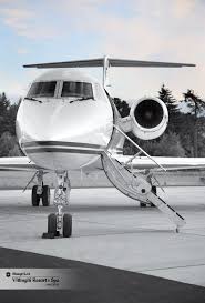 Private Jet Shangri La S Villingili Resort Spa Maldives Shangrilamaldives Private Aircraft Private Jet Luxury Jets