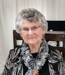 Barbara Mages's Instagram, Twitter & Facebook