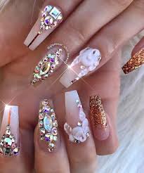 An almond or stiletto shape will elongate the look of the fingers, but the coffin shape makes fingers look quite a bit longer, she notes. 10 Stunning Coffin Nail Designs With Step By Step Tutorials Inkbeau