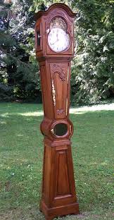 Horloge Demoiselle De Coutances Horloge Horloges Anciennes Pendule Ancienne