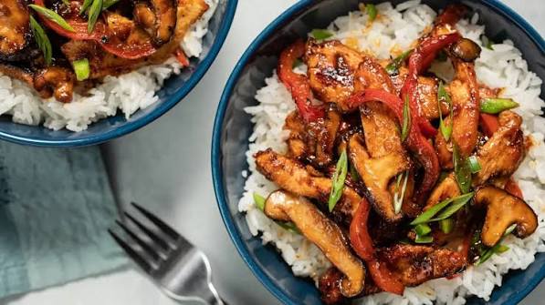 Stir-Fried Chicken with Ginger