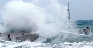 General this is the wind, wave and weather forecast for siracusa in sicily, italy. Mareggiata A Siracusa Salvato Un Diportista Spinto Dal Vento Sugli Scogli Gazzetta Del Sud