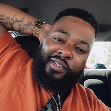 Tariq Mack's Instagram, Twitter & Facebook