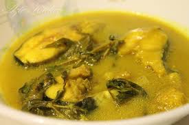 Di dalam entri saya berkenan dengan resepi ikan patin masak tempoyak cara pahang, di sini, saya telah menerima banyak komen dari pembaca blog saya terutama dari temerloh dan kuala lipis, berhubung dengan resepi asli yang hanya menggunakan 5 bahan asas sahaja. Patin Masak Tempoyak Resepi Orang Kampung Pahang Azie Kitchen