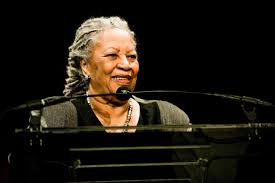 Rutgers To Pay Toni Morrison 30 000 For Graduation Talk The New York Times