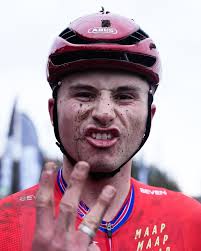 2023 🏆 2024 🏆 2025 🏆 Cam Mason with a storming ride at the 2025 Lloyds  National Cyclo-cross Championships to retain his elite men's title!