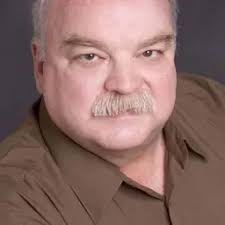 李察·瑞霍(Richard Riehle)簡介及電影作品- Enjoy Movie