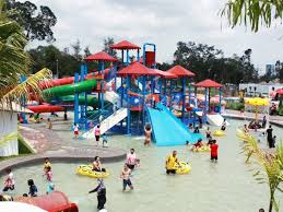 Baca review bergambar tentang resort ini di bawah. Melaka Worderland Bermain Air Di Taman Tema Air Best Di Melaka