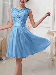 Robe de demoiselle dhonneur navy floor length avec douce, jupe fluide et décolleté amoureux froncé fait de désossage, entièrement doublé. Robe Courte Grenadine En Dentelle Col Rond Demoiselle D Honneur Elegante Sans Manches Mariage Registre Bleu Clair Robes