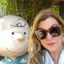 Pop Lol Email & Phone Number