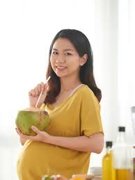 Berikut merupakan kebaikan air kelapa yang menjadi mengapa ia sungguh popular. 7 Manfaat Minum Air Kelapa Pada Ibu Hamil Sudah Tahu Parenting Fimela Com