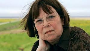 Lyricist Sarah Kirsch dead