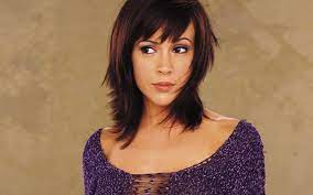 Alyssa milano is ride or die is listed (or ranked) 34 on the list fantastische alyssa milano frisuren #milanocharmed #hollymarie #hair #phoebehalliwell #haare. Alyssa Milano Hd Wallpapers Alyssa Milano Hair Alyssa Milano Hot Alyssa Milano
