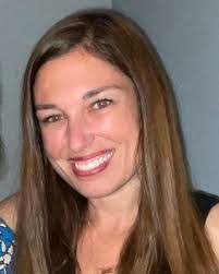 Jane Winfield's Instagram, Twitter & Facebook